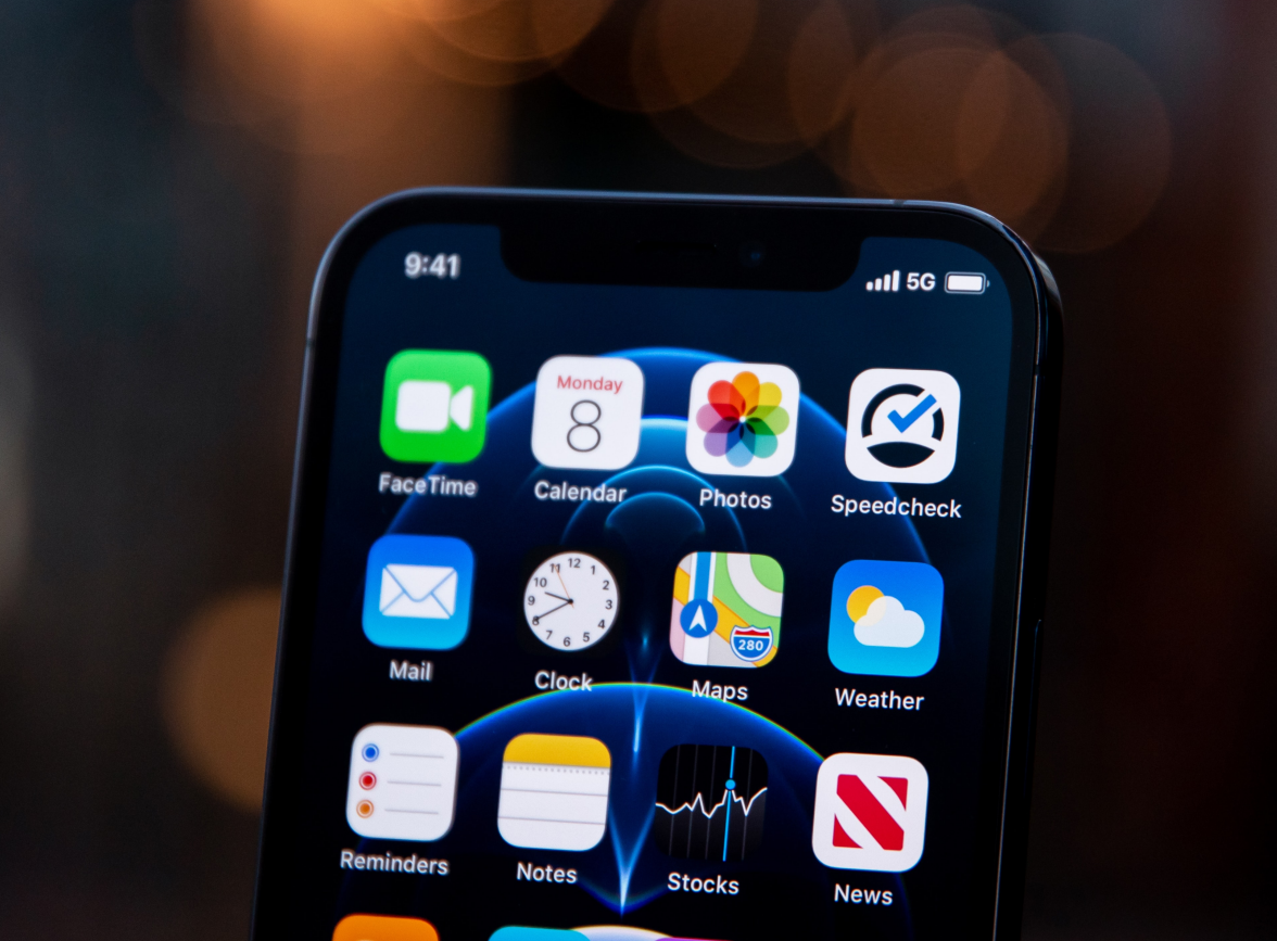 洛浦苹果手机维修分享为什么 iPhone 12 在冬季会自动关机 